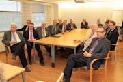 Kuulijat tarkkaavaisina